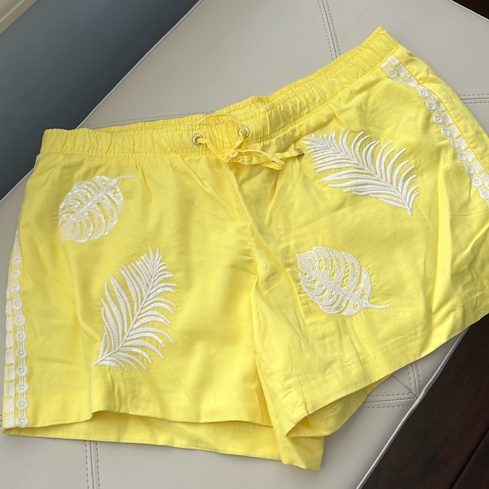 Lilly Pulitzer yellow and white shorts